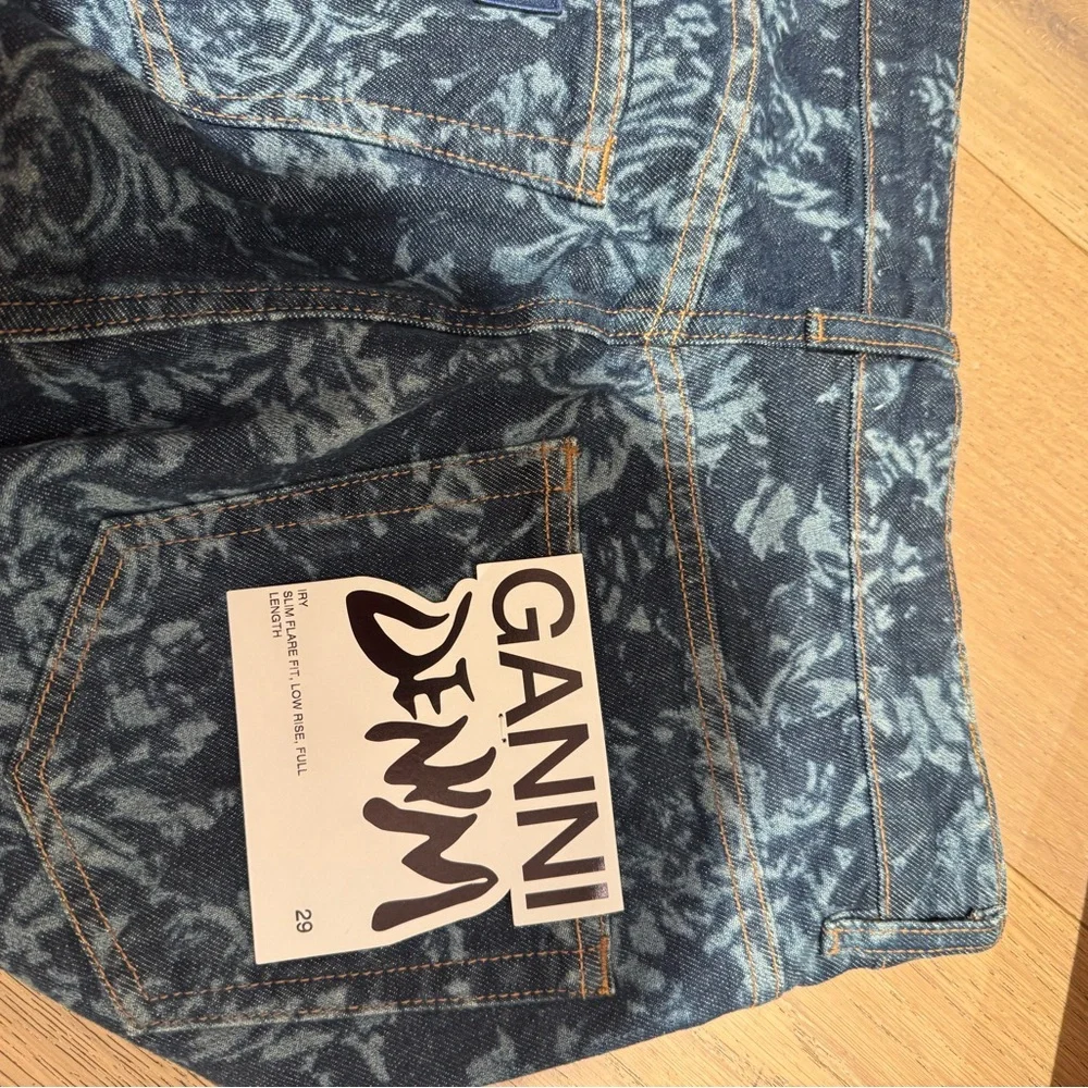 NWT GANNI blue laser bootcut jeans - 29